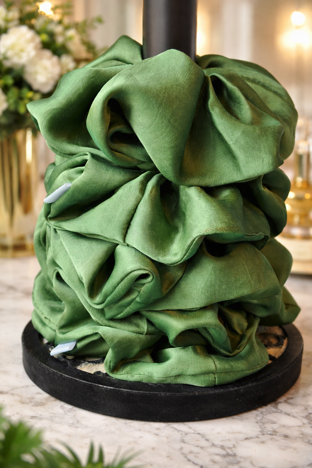 Rich Face-Emerald  XXL Pure Mulberry Silk Scrunchie