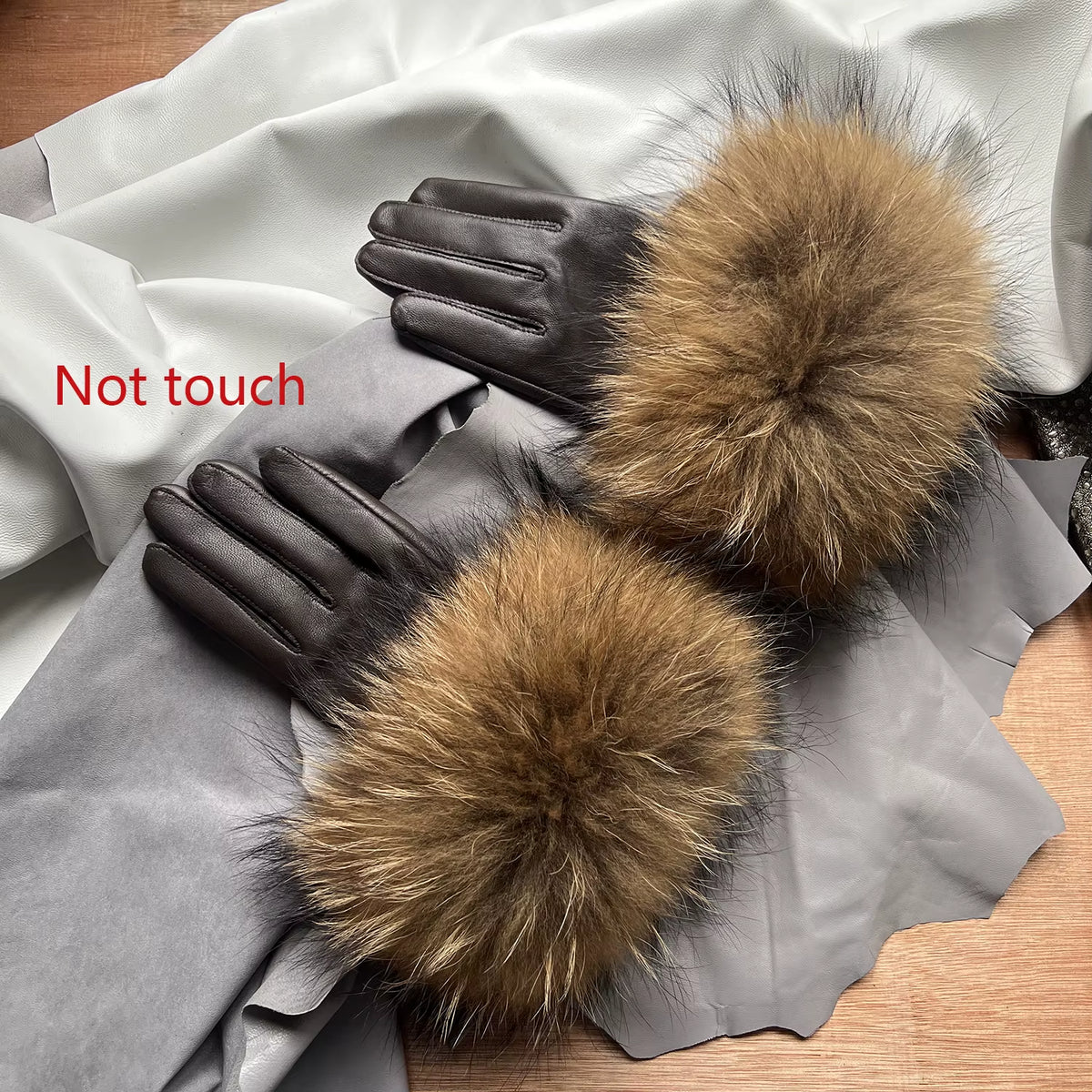 Real Raccoon Fur Gloves Women'S Genuine Leather Gloves Fox Fur Big Raccoon Fur Sheepskin Gloves Female Winter Velvet Customized