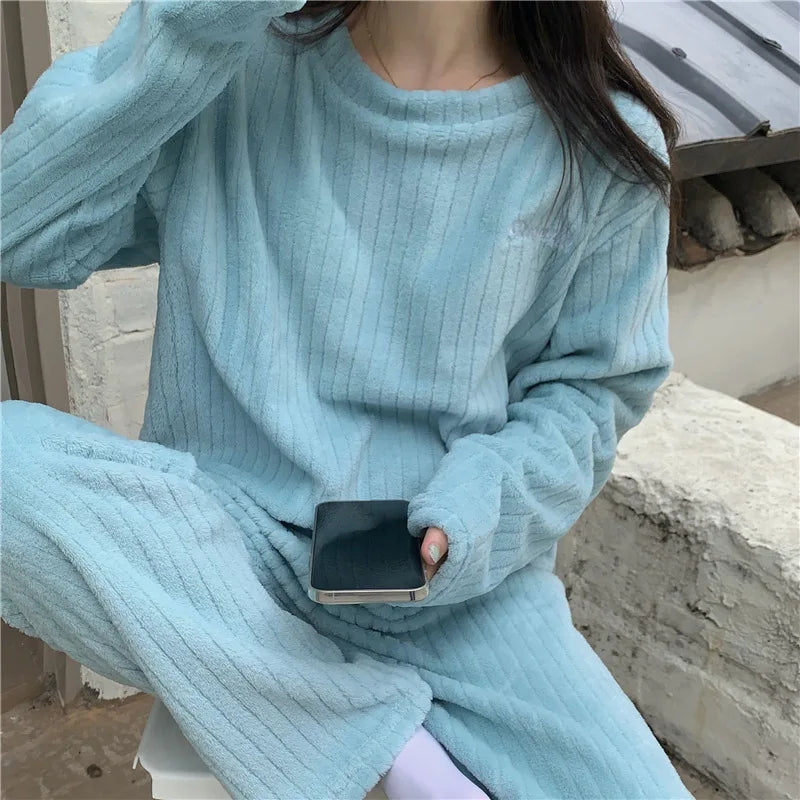 Autumn Ladies Plush Fluffy Cozy Tracksuit Relax Loose Home Loungewear Suit for Weekend Rest Xmas Eve Casual Household Wear