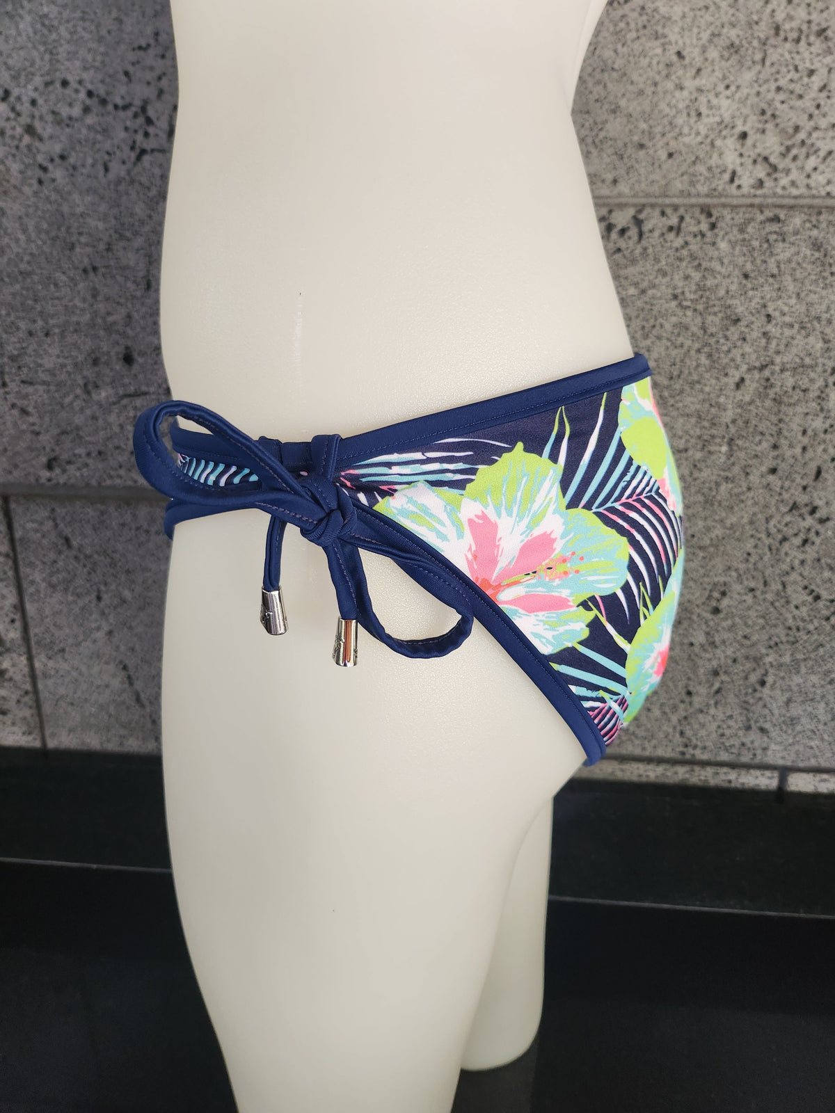Loco Boutique Blue Flower Reversible-1